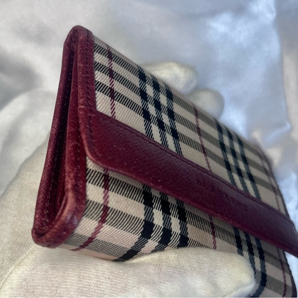 BURBERRY Red Nova-check Canvas Leather Bifold Wallet - Picture 13 of 15